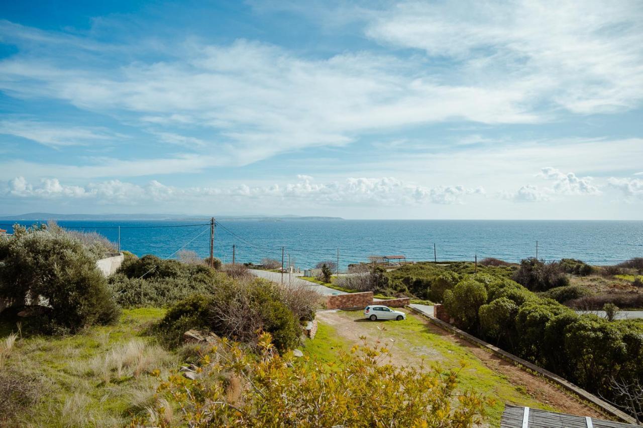 Seafront Apartment Karfas Exterior photo